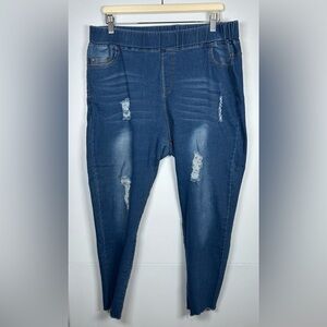 Women's Distressed Blue Jeans. Pull On/Elastic Waist. Size 3X